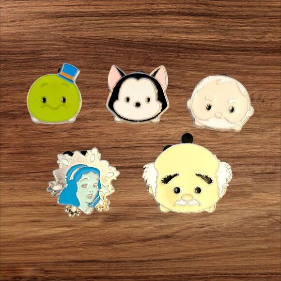 5 Pinocchio Disney Parks Trading Pins, Plus 2 Bonus Pins - Picture 1 of 2